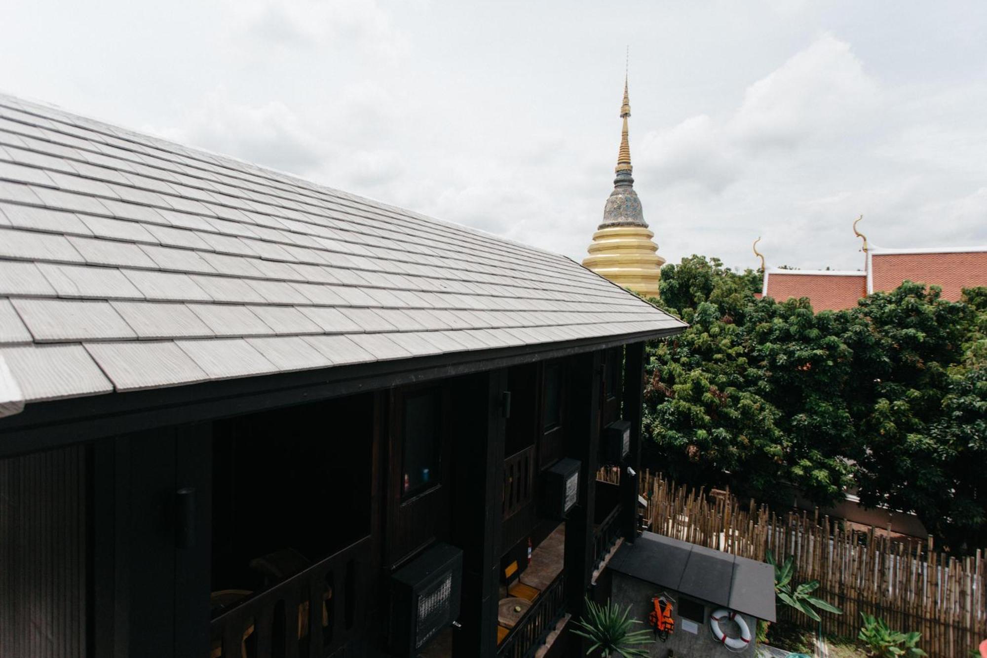 ホテル Arun Rawee อรุณ รวี チエンマイ エクステリア 写真